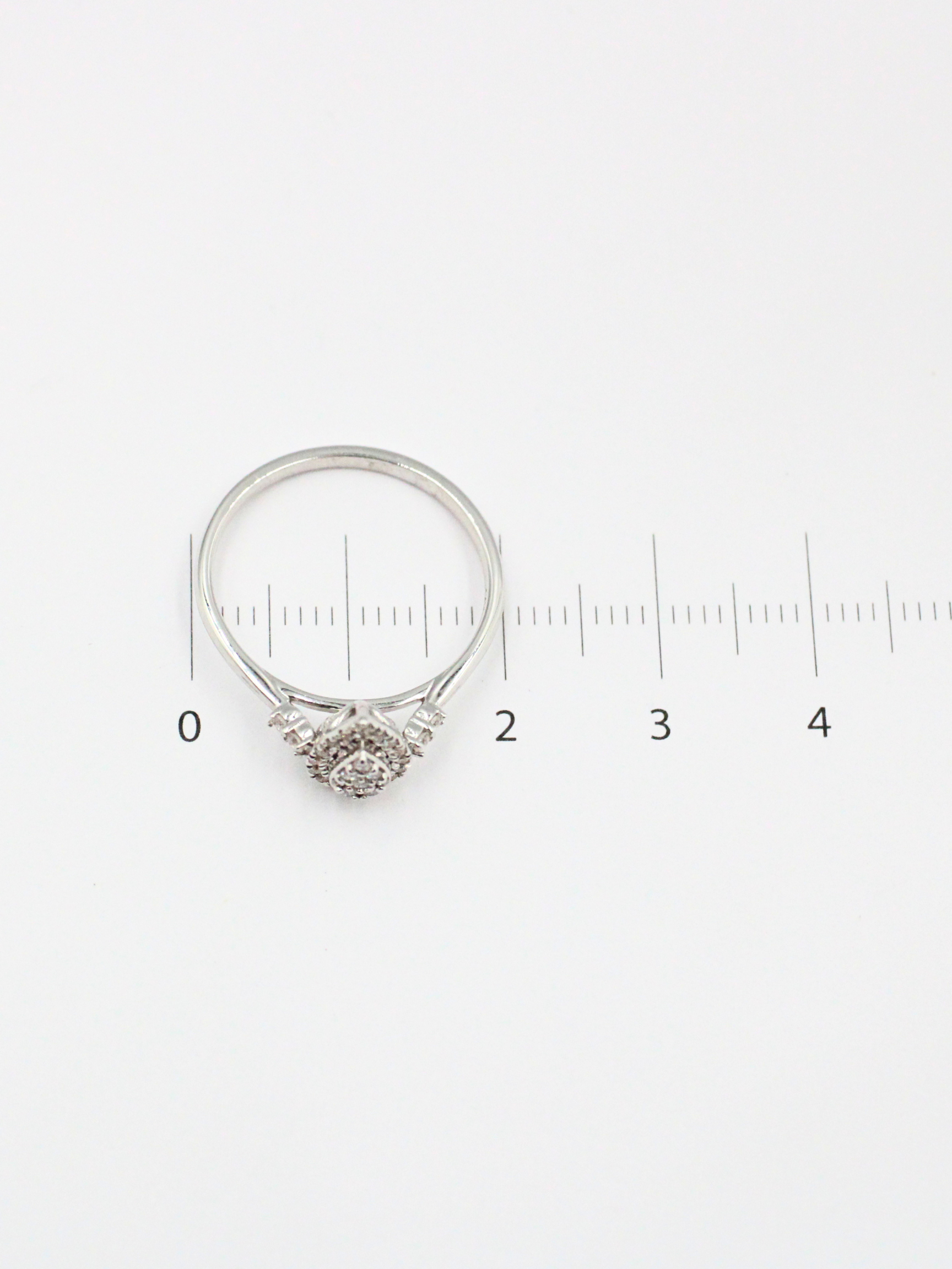 ANILLO EN ORO BLANCO 14K