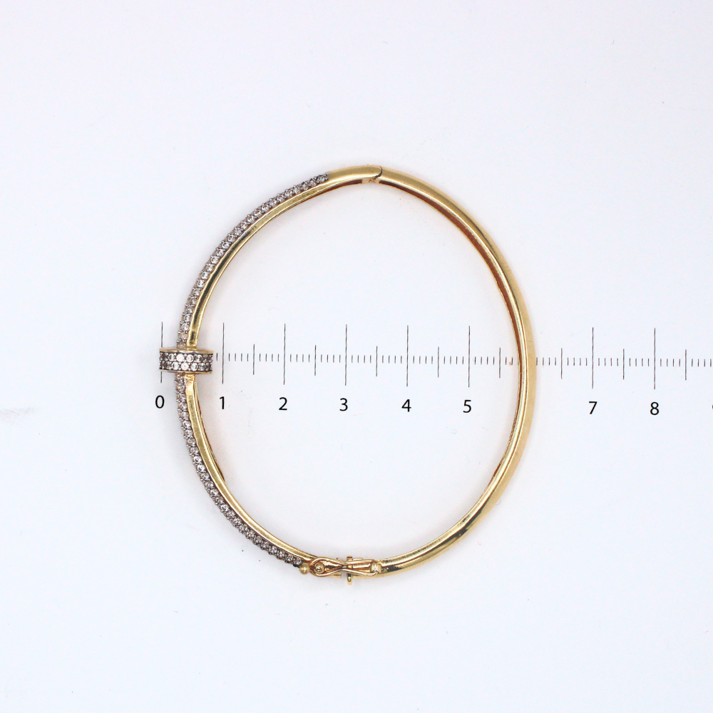 ARO CLAVO CON ZIRCONIAS ORO 14K