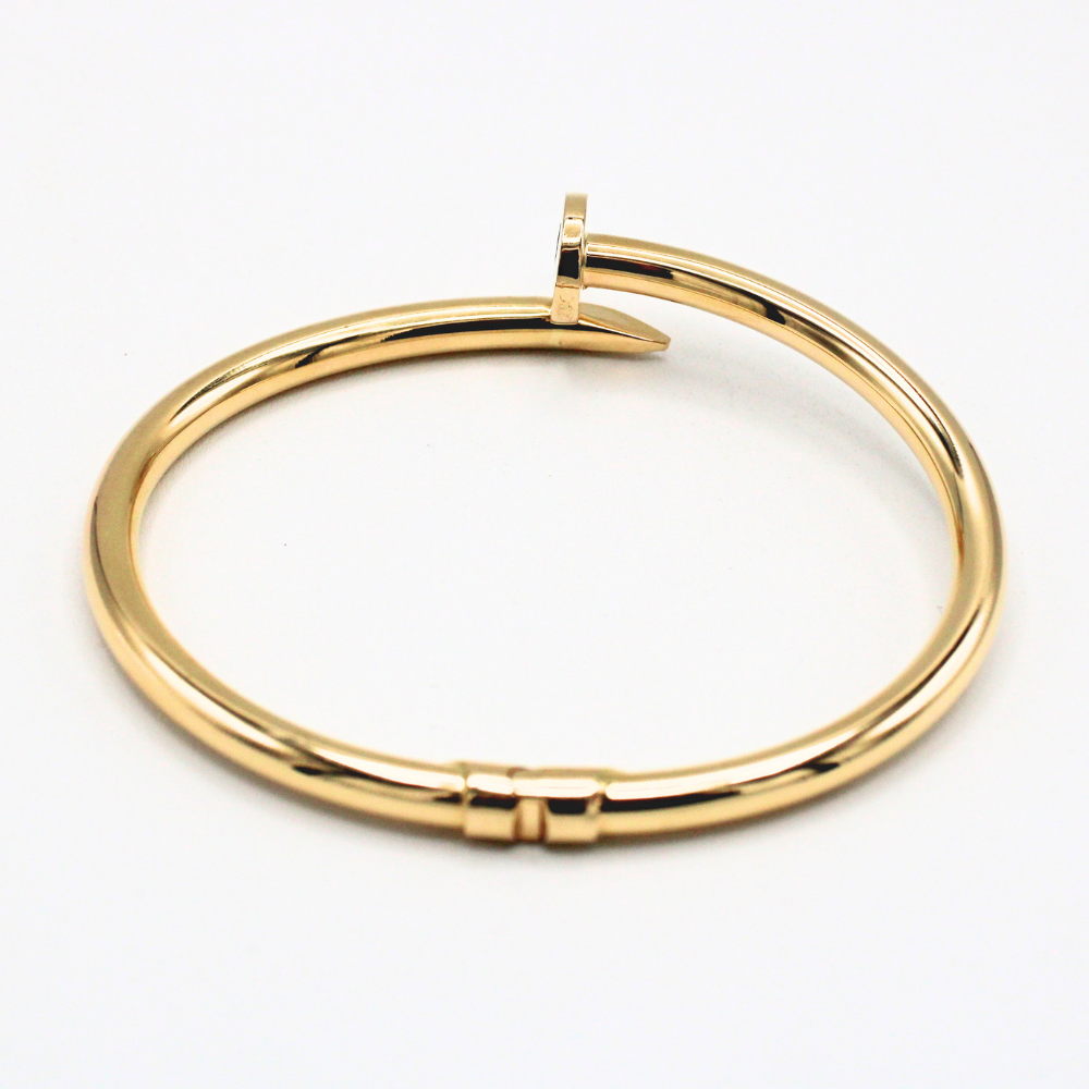 ARO DE DISEÑADOR ORO 14K