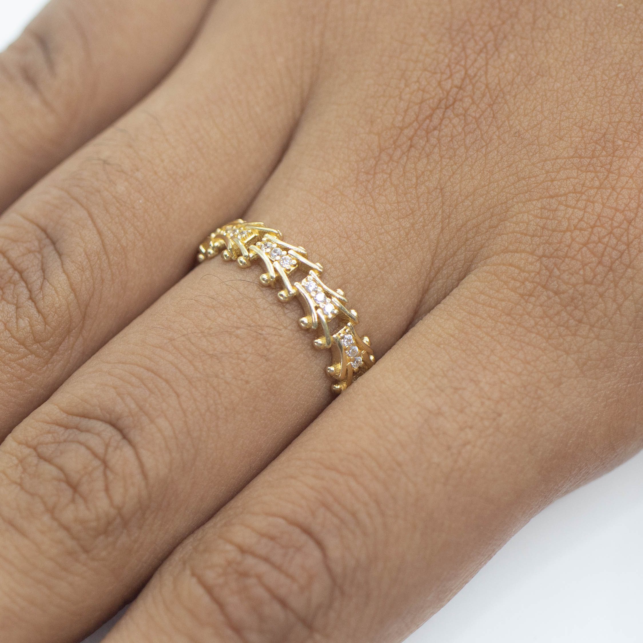 ANILLO PETATILLO CON PIEDRA ZIRCONIA ORO 10K