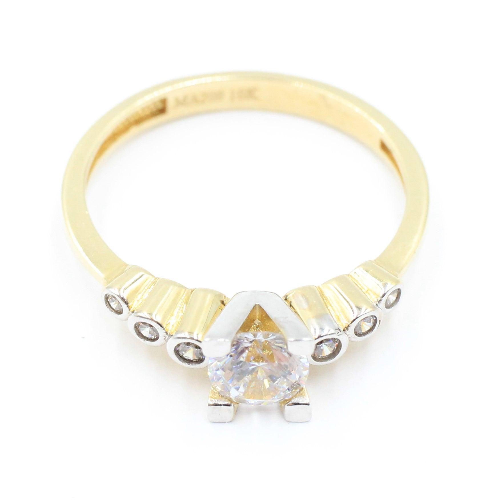 ANILLOS DE COMPROMISO CON PIEDRAS DE ZIRCONIA 10K