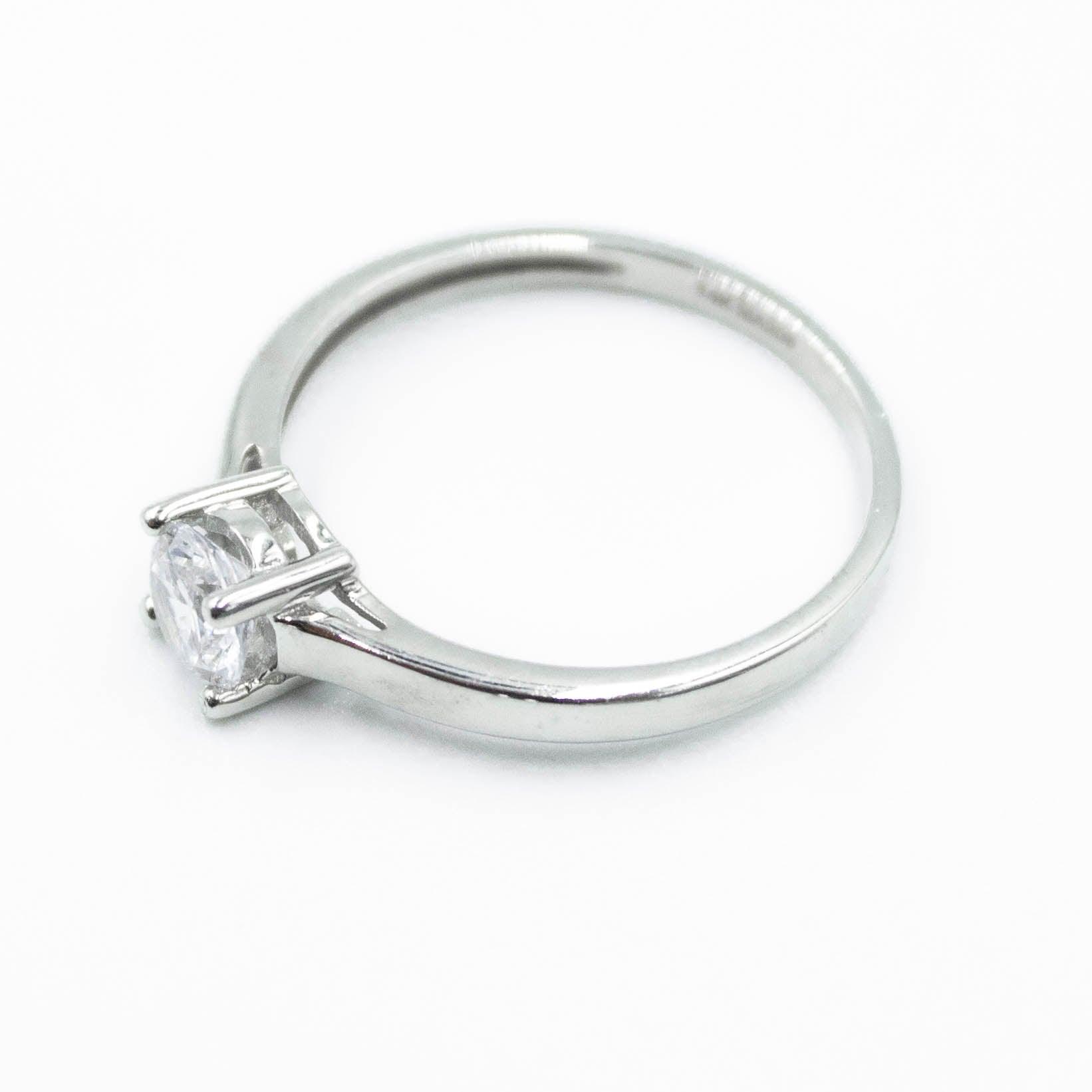 ANILLO CON PIEDRA ZIRCONIA ORO BLANCO 14K - Orovel's Collection